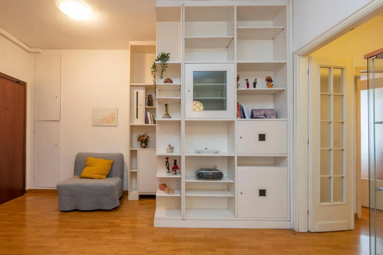 Mimmi Apartment Zurigo 12 Milano